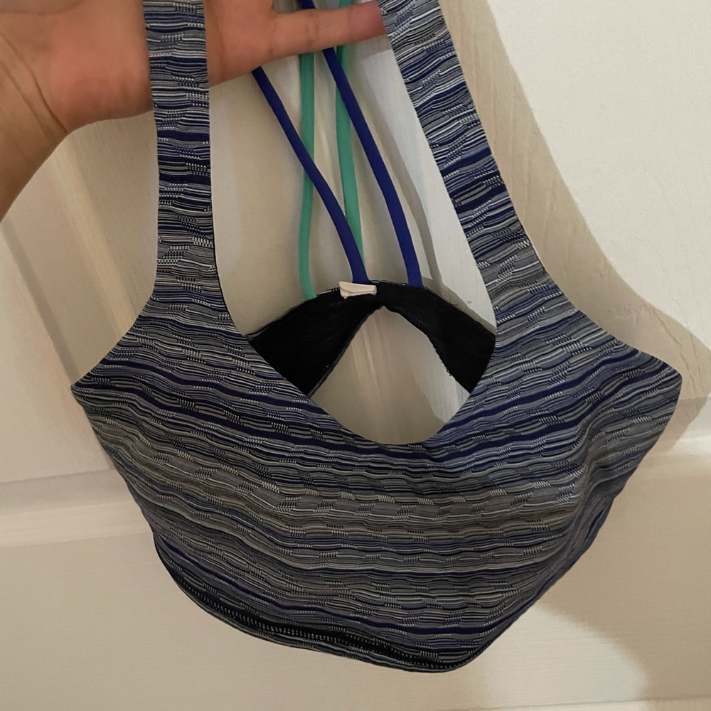 Lululemon bra
